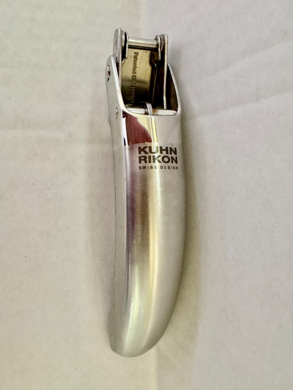 KUHN RIKON EPICUREAN SWISS DESIGN STAINLESS STEEL GARLIC PRESS